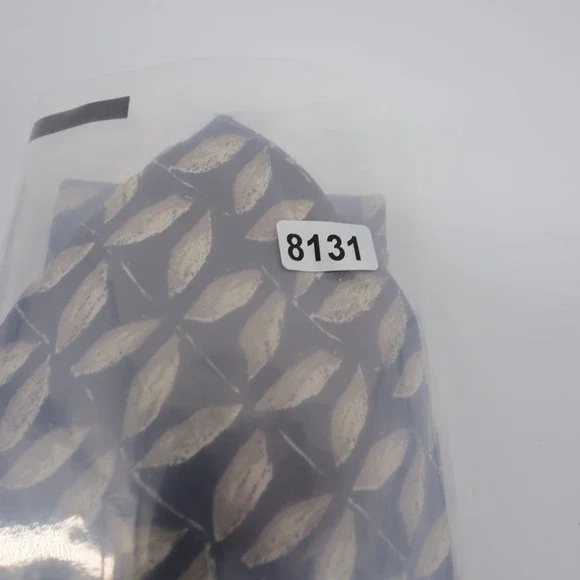 Hugo Boss Woven Leaf Pattern Necktie Black Tan Mens Tie - Picture 3 of 3